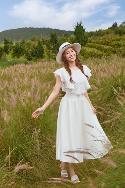 Sixdo White Woven Flared Dress